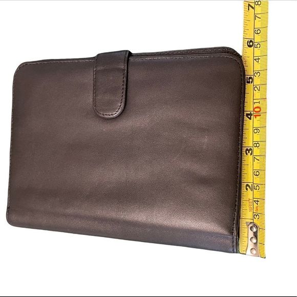 Leather Large Wallet- Black w/Snap Closure - Picture 5 of 6